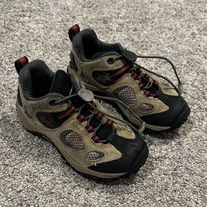 Merrell Vibrant kids outdoor shoes